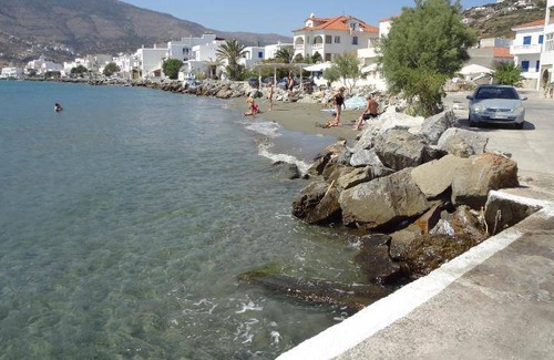 Ormos Korthiou Apartment | 62 m² Apartment ∙ 2 bedrooms ∙ 5 guests