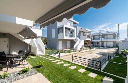 Paralia Ofryniou Apartment | 62 m² Apartment ∙ 2 bedrooms ∙ 6 guests