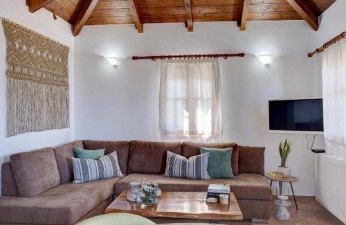 Drimonas House | 65 m² House ∙ 2 bedrooms ∙ 4 guests