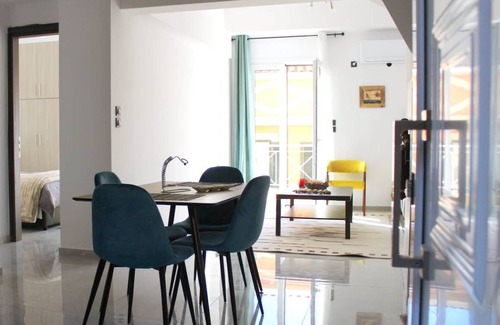 Patras House | 65 m² House ∙ 2 bedrooms ∙ 5 guests