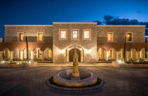 Ferma Villa | 650 m² Villa ∙ 8 bedrooms ∙ 16 guests