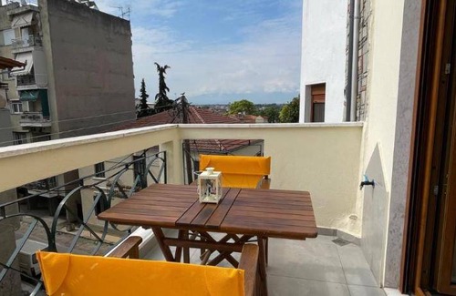 Drama Apartment | 69 m² Apartment ∙ 2 bedrooms ∙ 4 guests