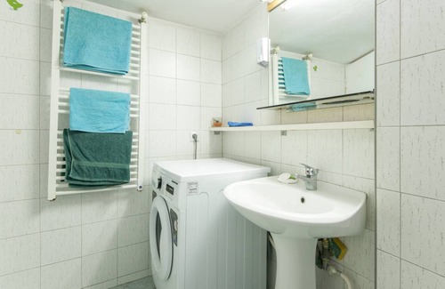 Thessaloniki City Centre Apartment | 70 m² Apartment ∙ 2 bedrooms ∙ 8 guests