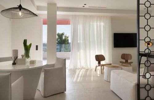 Glyfada Apartment | 70 m² Apartment ∙ 1 bedroom ∙ 2 guests