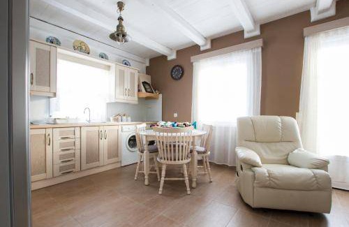 Finiki Apartment | 70 m² Apartment ∙ 2 bedrooms ∙ 4 guests