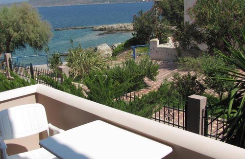 Archangelos Apartment | 70 m² Apartment ∙ 2 bedrooms ∙ 6 guests