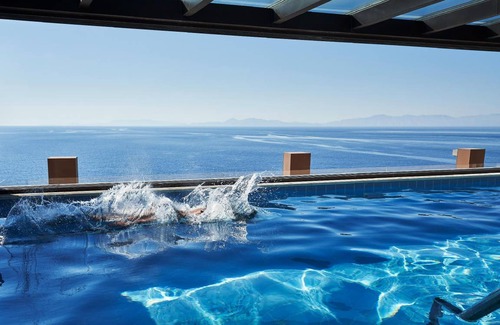 Rhodes Hotel | 70 m² Hotel ∙ 2 bedrooms ∙ 127 guests