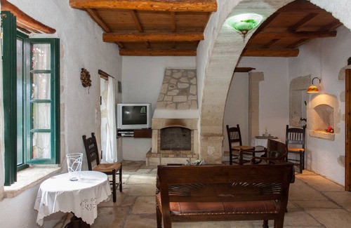 Douliana House | 70 m² House ∙ 3 bedrooms ∙ 6 guests