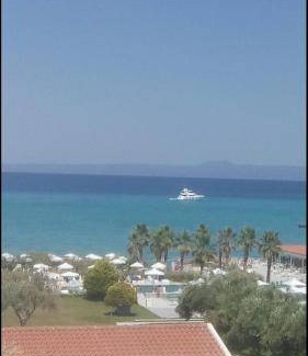Haniotis House | 70 m² House ∙ 3 bedrooms ∙ 7 guests