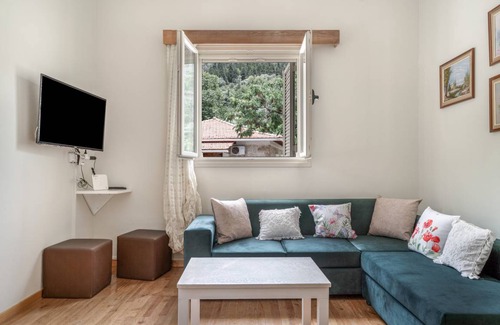 Sivros House | 70 m² House ∙ 3 bedrooms ∙ 4 guests