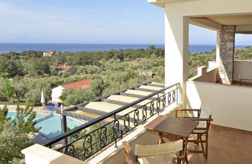 Pefkari Apartment | 70 m² Serviced apartment ∙ 2 bedrooms ∙ 10 guests