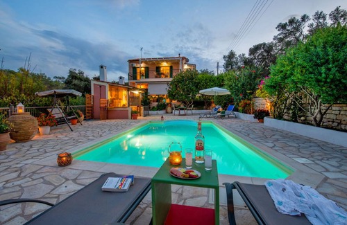 Lakka Villa | 70 m² Villa ∙ 2 bedrooms ∙ 4 guests