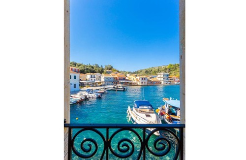 Longos Apartment | 75 m² Apartment ∙ 1 bedroom ∙ 4 guests