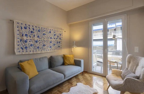 Thissio Apartment | 75 m² Apartment ∙ 2 bedrooms ∙ 3 guests