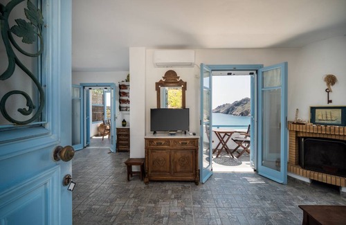 Serifos House | 75 m² House ∙ 2 bedrooms ∙ 4 guests