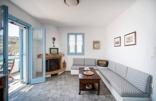 Serifos House | 75 m² House ∙ 2 bedrooms ∙ 4 guests