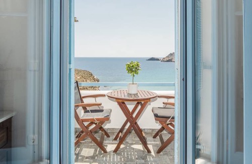 Serifos House | 75 m² House ∙ 2 bedrooms ∙ 4 guests