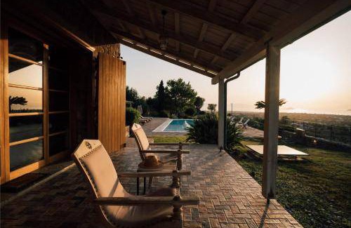 Kontos Villa | 750 m² Villa ∙ 8 bedrooms ∙ 18 guests