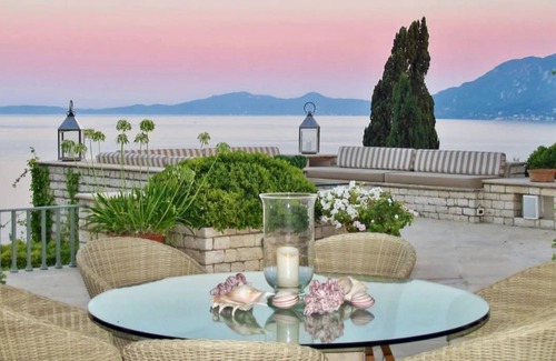 Kanoni Villa | 750 m² Villa ∙ 9 bedrooms ∙ 18 guests