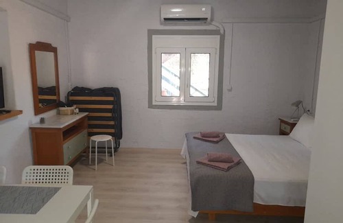 Romanos House | 77 m² House ∙ 2 bedrooms ∙ 7 guests