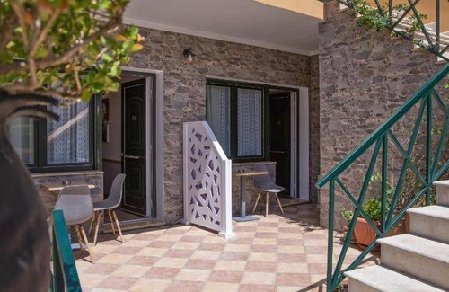Paleopolis Apartment | 78 m² Apartment ∙ 2 bedrooms ∙ 5 guests