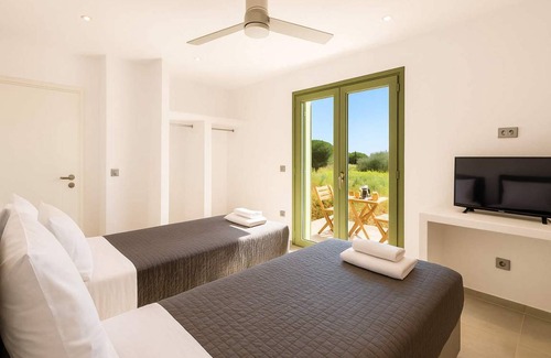 Ampelas House | 78 m² House ∙ 2 bedrooms ∙ 4 guests