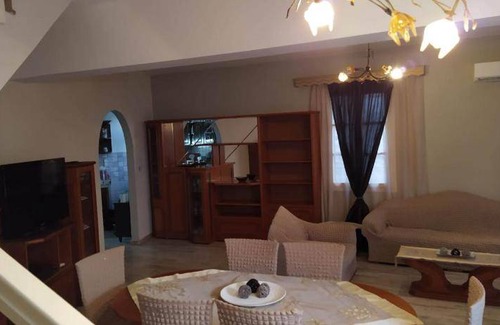 Mandraki Villa | 78 m² Villa ∙ 3 bedrooms ∙ 7 guests