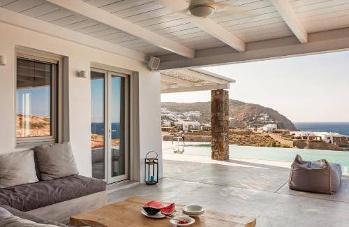 Elia Villa | 780 m² Villa ∙ 14 bedrooms ∙ 28 guests