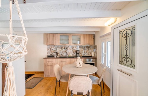 Karousades Apartment | 79 m² Apartment ∙ 2 bedrooms ∙ 6 guests