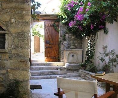 Douliana House | 80 m² House ∙ 1 bedroom ∙ 4 guests