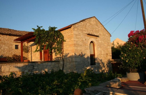 Douliana House | 80 m² House ∙ 1 bedroom ∙ 4 guests