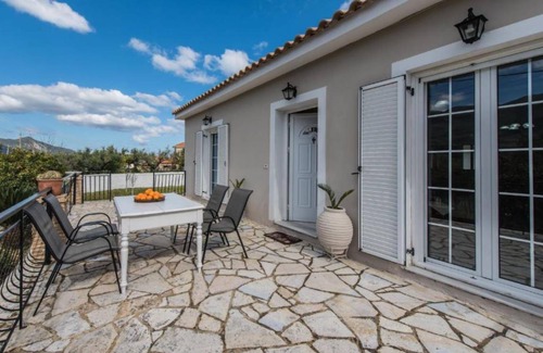 Agia Marina House | 80 m² House ∙ 2 bedrooms ∙ 5 guests
