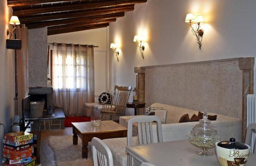 Arachova Apartment | 85 m² Apartment ∙ 2 bedrooms ∙ 6 guests