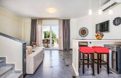 Pallini Villa | 85 m² Villa ∙ 1 bedroom ∙ 2 guests