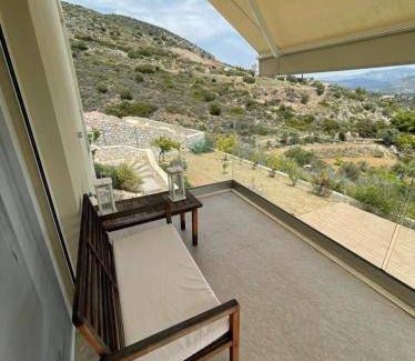 Nafplio Villa | 85 m² Villa ∙ 2 bedrooms ∙ 6 guests