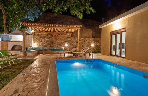 Rodakino Villa | 86 m² Villa ∙ 2 bedrooms ∙ 5 guests
