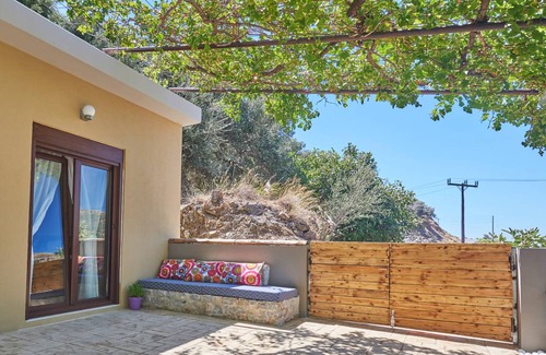 Rodakino Villa | 86 m² Villa ∙ 2 bedrooms ∙ 5 guests