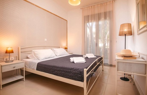Loutra Apartment | 90 m² Apartment ∙ 2 bedrooms ∙ 6 guests