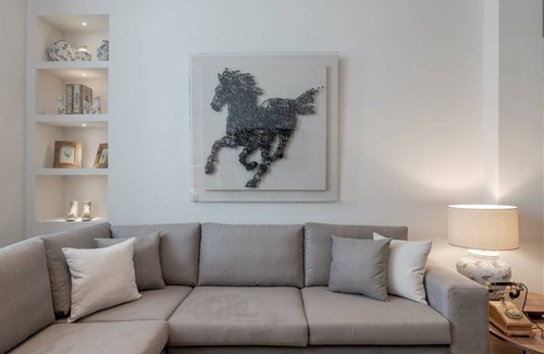 Plaka Apartment | 90 m² Apartment ∙ 2 bedrooms ∙ 4 guests