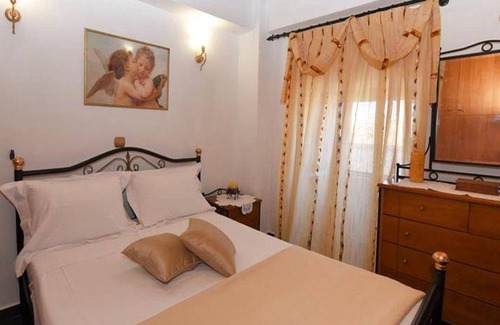 Ano Siros House | 90 m² House ∙ 2 bedrooms ∙ 7 guests