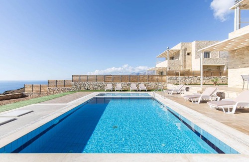 Triopetra House | 90 m² House ∙ 3 bedrooms ∙ 8 guests