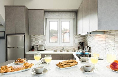 Panormos Apartment | 90 m² Serviced apartment ∙ 2 bedrooms ∙ 10 guests