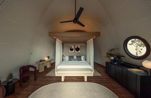 Voula Hotel | 91 Athens Riviera, The Resort