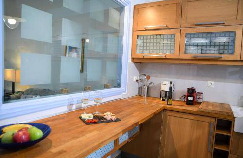 Plaka Apartment | 93 m² Apartment ∙ 2 bedrooms ∙ 5 guests