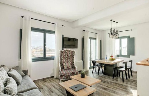 Glastros Hotel | 95 m² Hotel ∙ 3 bedrooms ∙ 127 guests