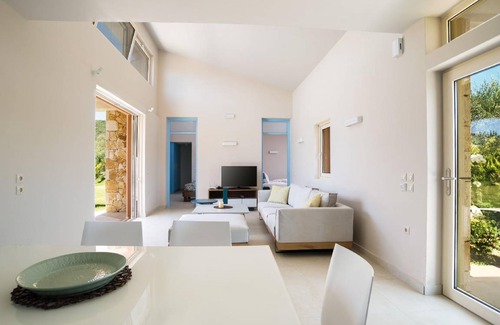 Messonghi House | 95 m² House ∙ 2 bedrooms ∙ 5 guests