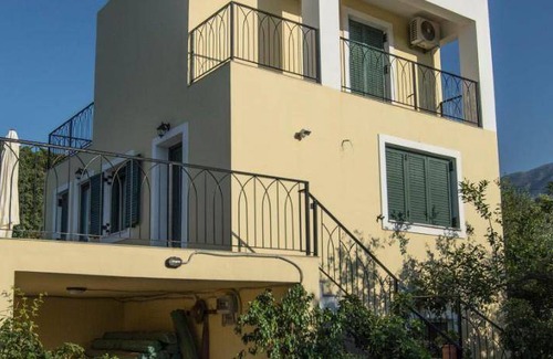 Mathes House | 95 m² House ∙ 2 bedrooms ∙ 6 guests