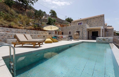 Limeni House | 95 m² House ∙ 3 bedrooms ∙ 8 guests