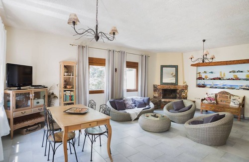 Sivas Villa | 95 m² Villa ∙ 2 bedrooms ∙ 5 guests
