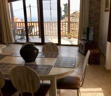 Potamia Apartment | 98 m² Apartment ∙ 2 bedrooms ∙ 6 guests